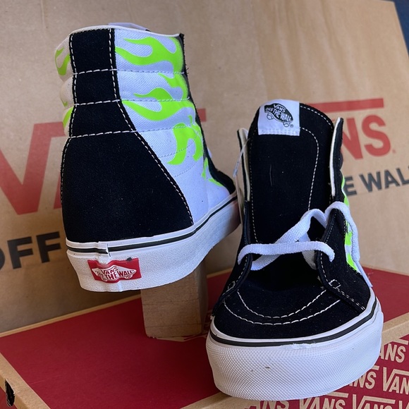 Vans Sk8-Hi Flame Black/True White Men’s sneakers - Picture 10 of 16